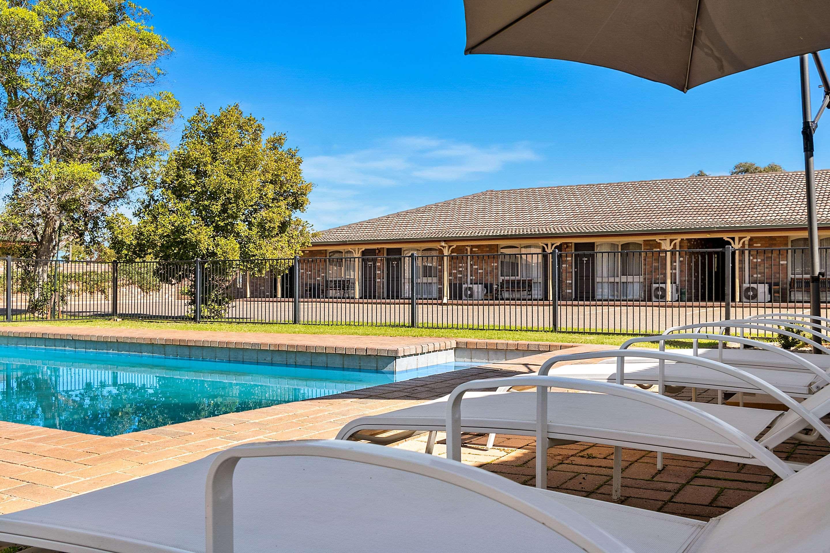 Quality Inn Carriage House Wagga Wagga Εξωτερικό φωτογραφία