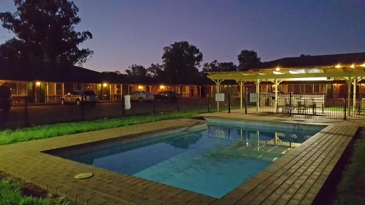 Quality Inn Carriage House Wagga Wagga Εξωτερικό φωτογραφία