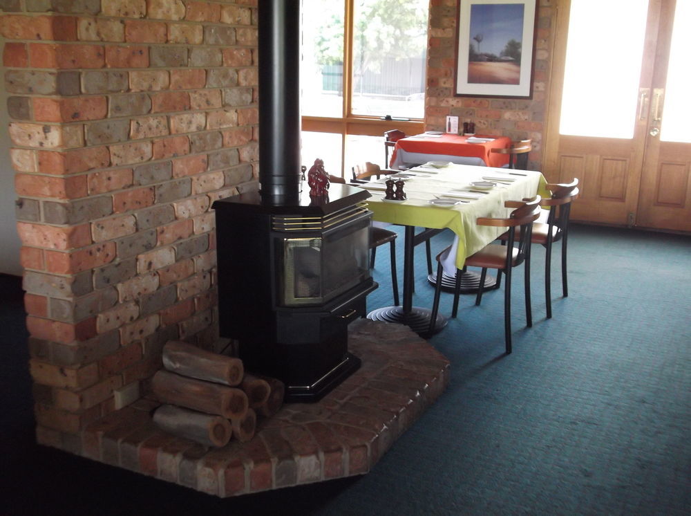 Quality Inn Carriage House Wagga Wagga Εξωτερικό φωτογραφία